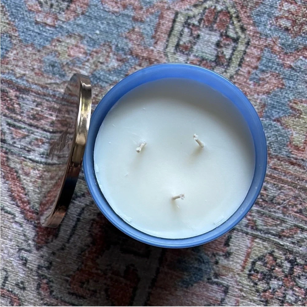 New Bath & Body Works 3-Wick Candle in Midnight Blue Citrus - Picture 4 of 5